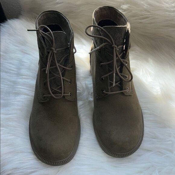 Kodiak Olive Lace-Up Boots Outdoors Waterproof Size 8 - Picture 2 of 15